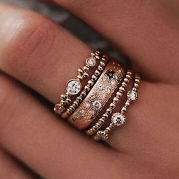 NWT • gold crystal ring set - Picture 1 of 6